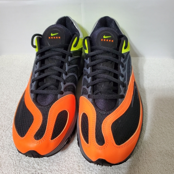 Nike Air Tuned Max Volt Total Orange 2022 - Picture 4 of 12
